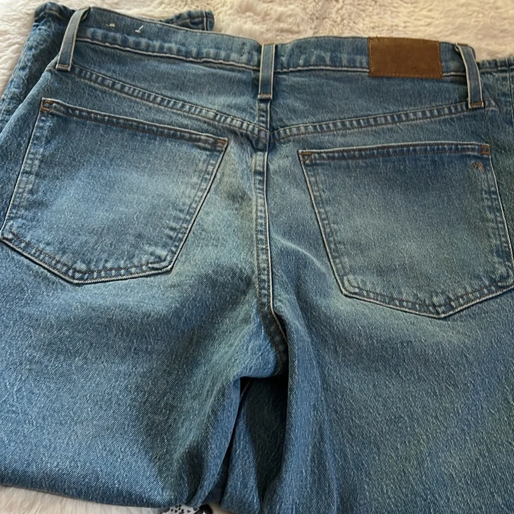 Madewell Light Blue Ankle Crop Jeans - Picture 3 of 9